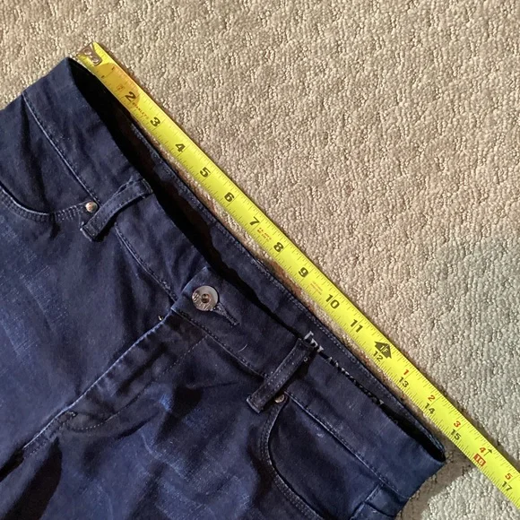 BLANKNYC Dark Wash Jeans, size 29, skinny ankle, 29”L, 8”rise, 5 pocket design - Picture 3 of 10